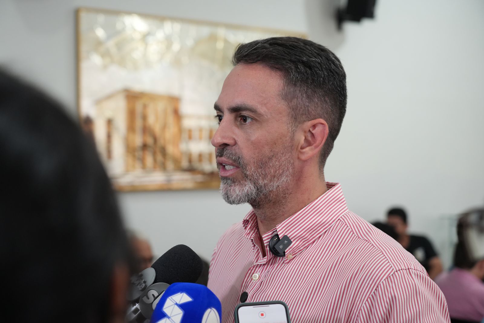 Cidade limpa depende da conscientização e da colaboração de toda a população, destacou Léo Moraes